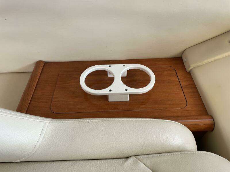 2000 Sea Ray 400 Sedan Bridge