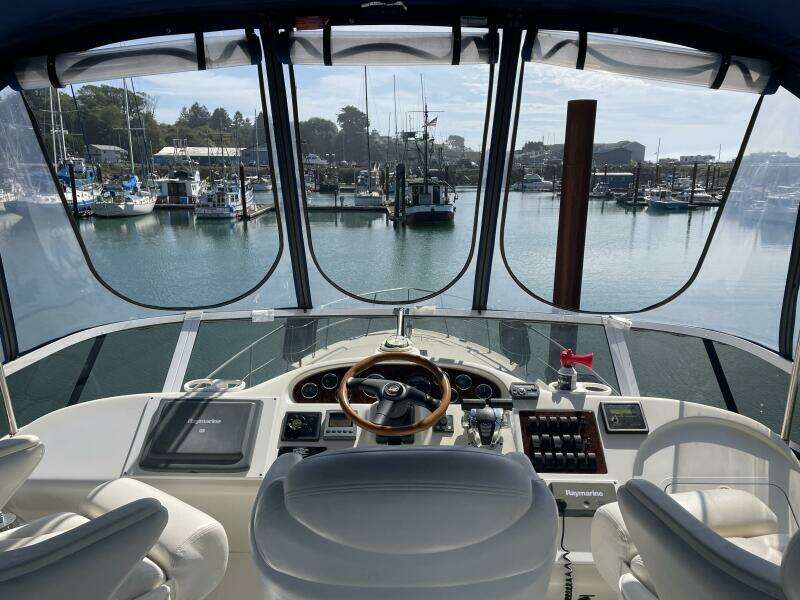 2000 Sea Ray 400 Sedan Bridge