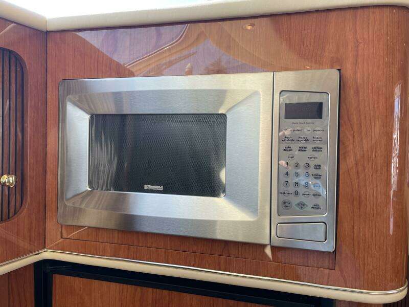 2000 Sea Ray 400 Sedan Bridge