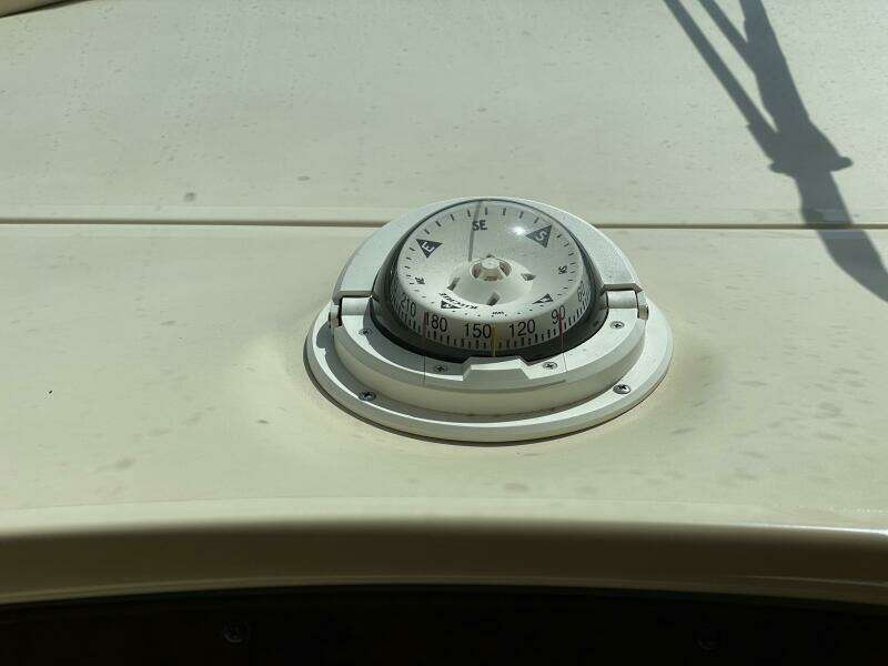 2000 Sea Ray 400 Sedan Bridge