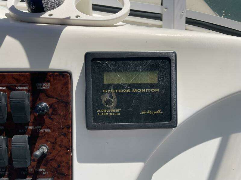 2000 Sea Ray 400 Sedan Bridge