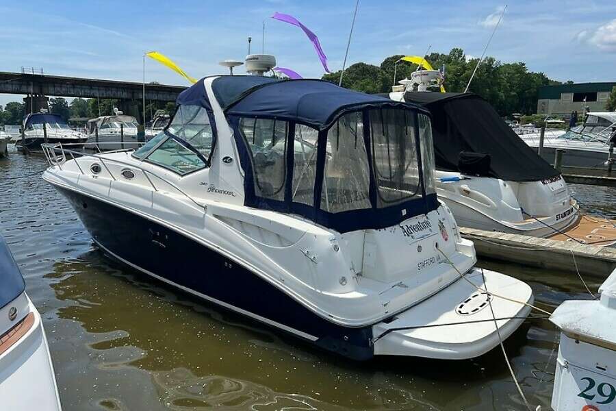 2004 Sea Ray 320 Sundancer