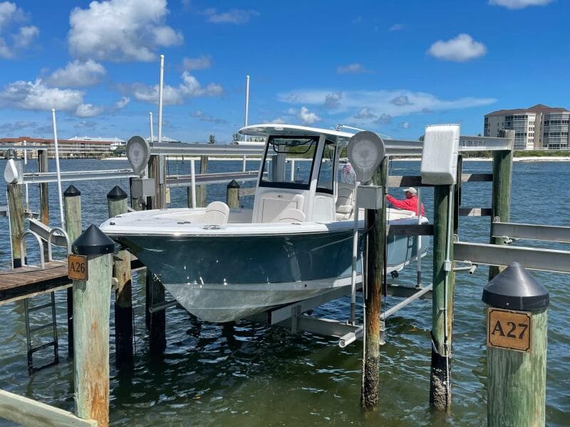2021 Sea Hunt 265 SE