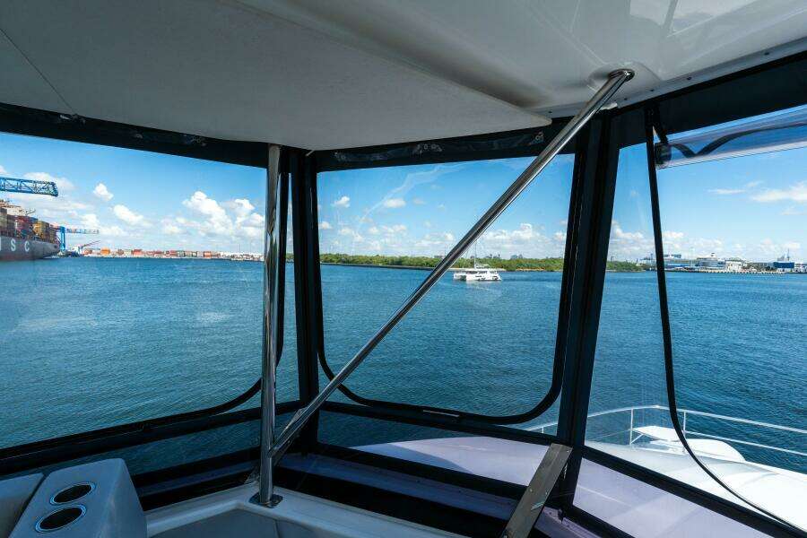 2020 Robertson & Caine Leopard 53PC