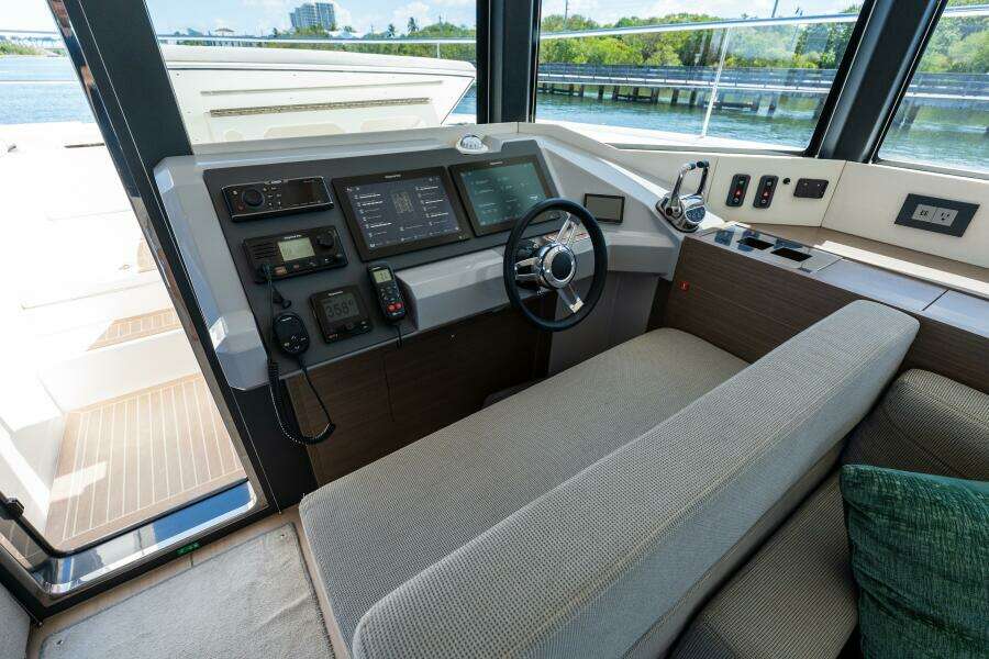 2020 Robertson & Caine Leopard 53PC