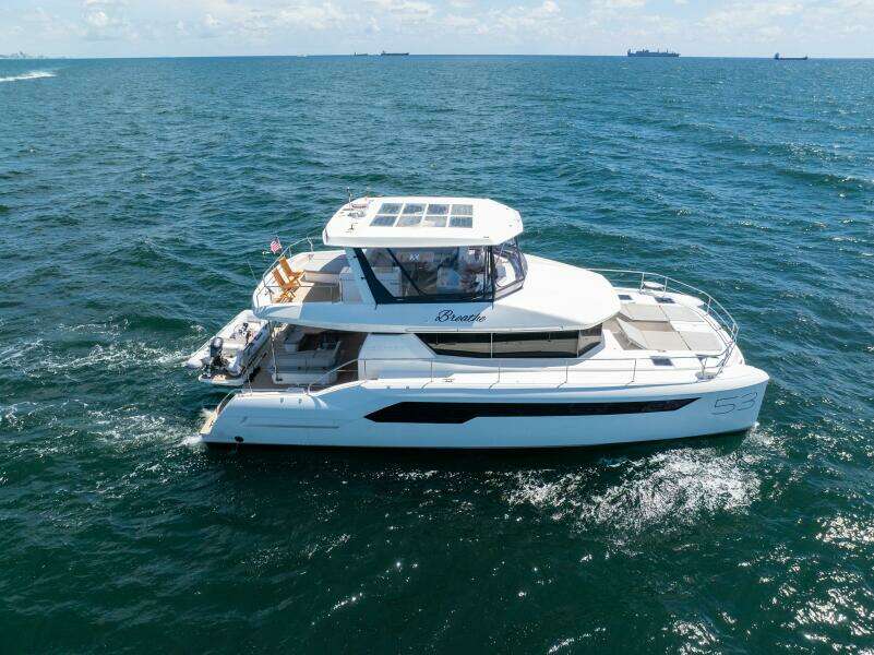 2020 Robertson & Caine Leopard 53PC