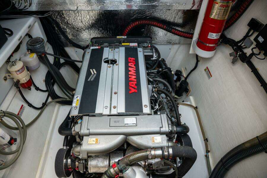 2020 Robertson & Caine Leopard 53PC