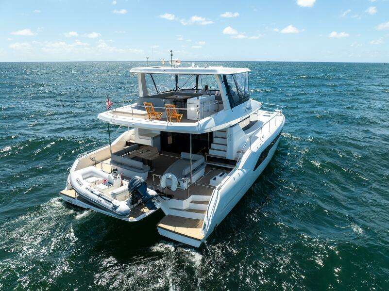 2020 Robertson & Caine Leopard 53PC