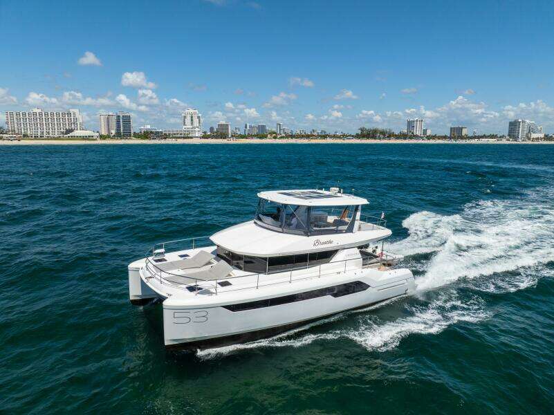 2020 Robertson & Caine Leopard 53PC