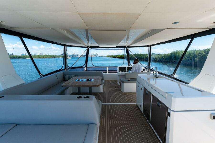 2020 Robertson & Caine Leopard 53PC