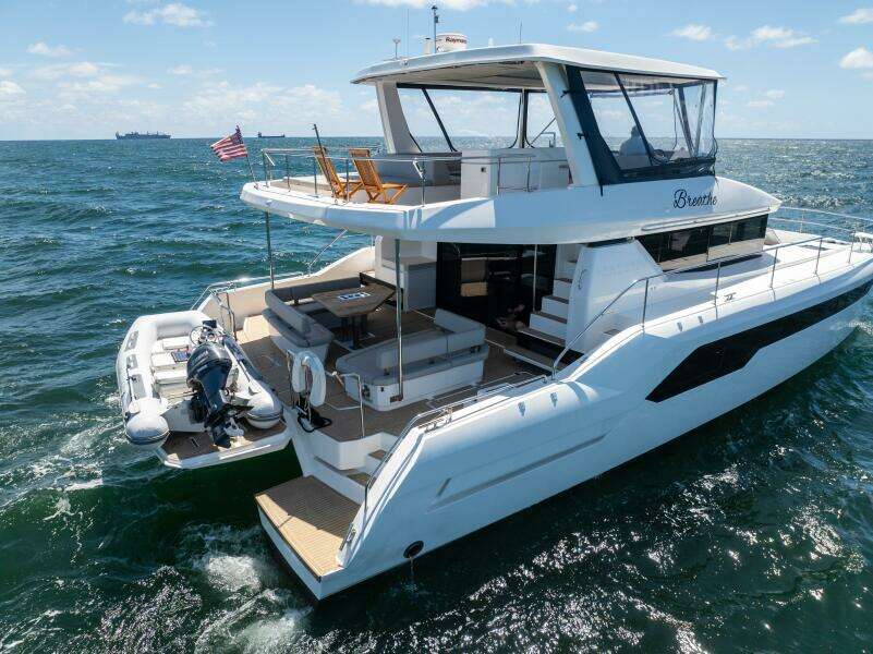 2020 Robertson & Caine Leopard 53PC