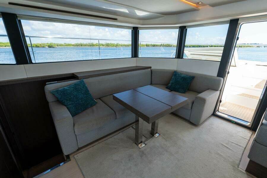 2020 Robertson & Caine Leopard 53PC