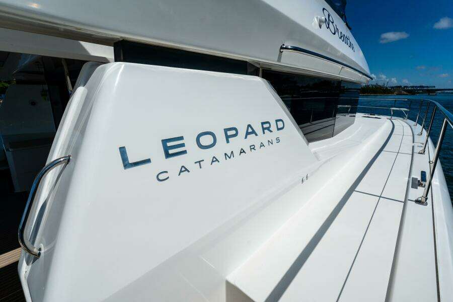 2020 Robertson & Caine Leopard 53PC