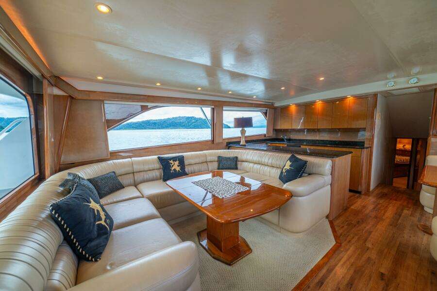 2004 Viking 61 Convertible "Mariah Jean"