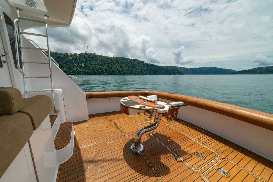 2004 Viking 61 Convertible "Mariah Jean"