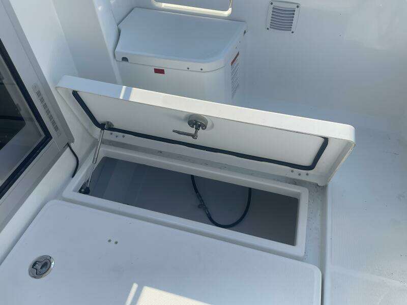 2022 Jeanneau NC 795 S2