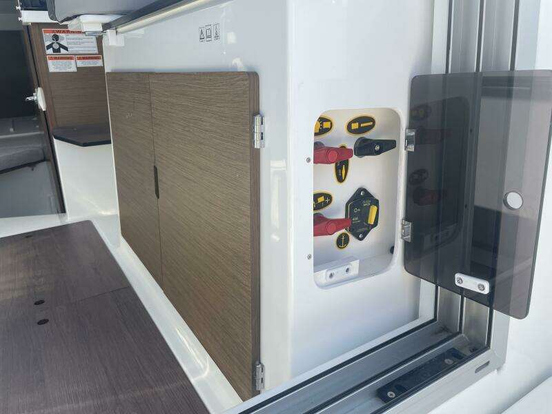 2022 Jeanneau NC 795 S2