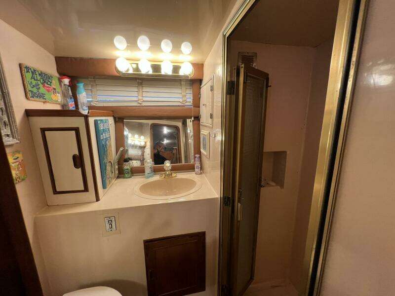 1990 Pace 42 Motor Yacht