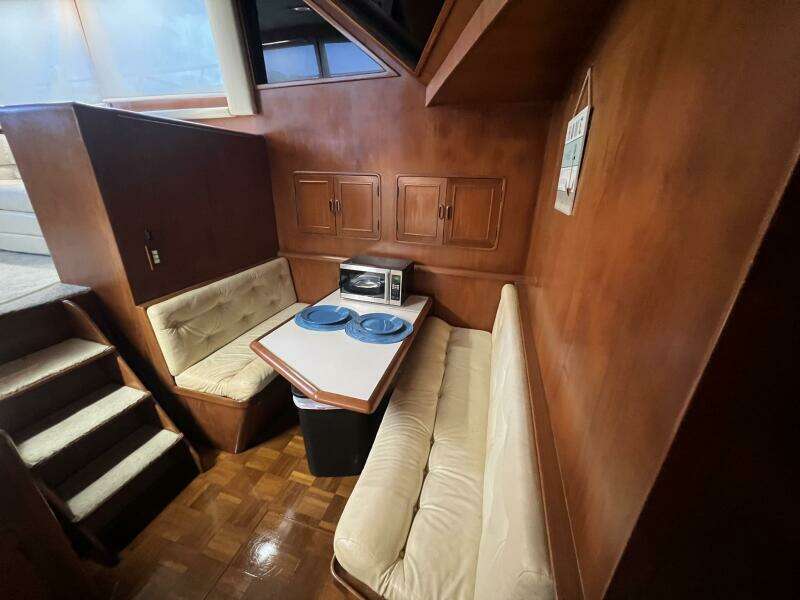 1990 Pace 42 Motor Yacht