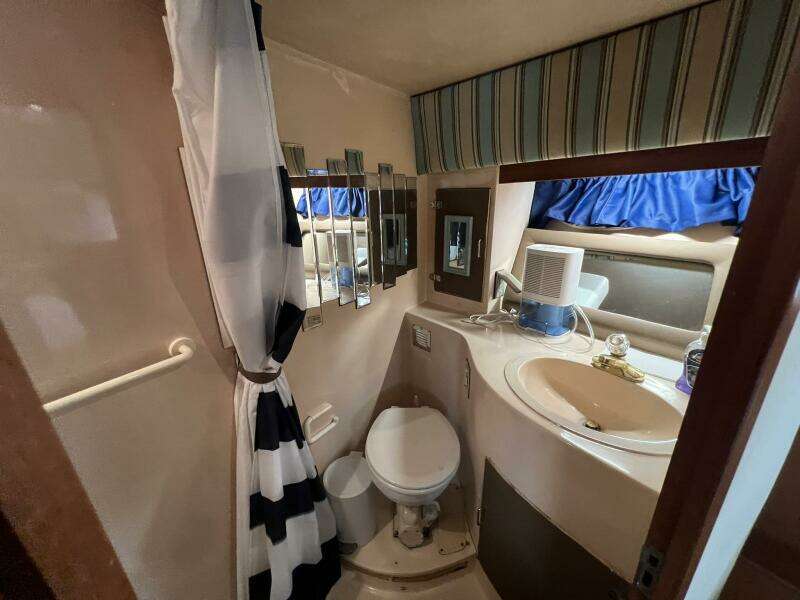 1990 Pace 42 Motor Yacht