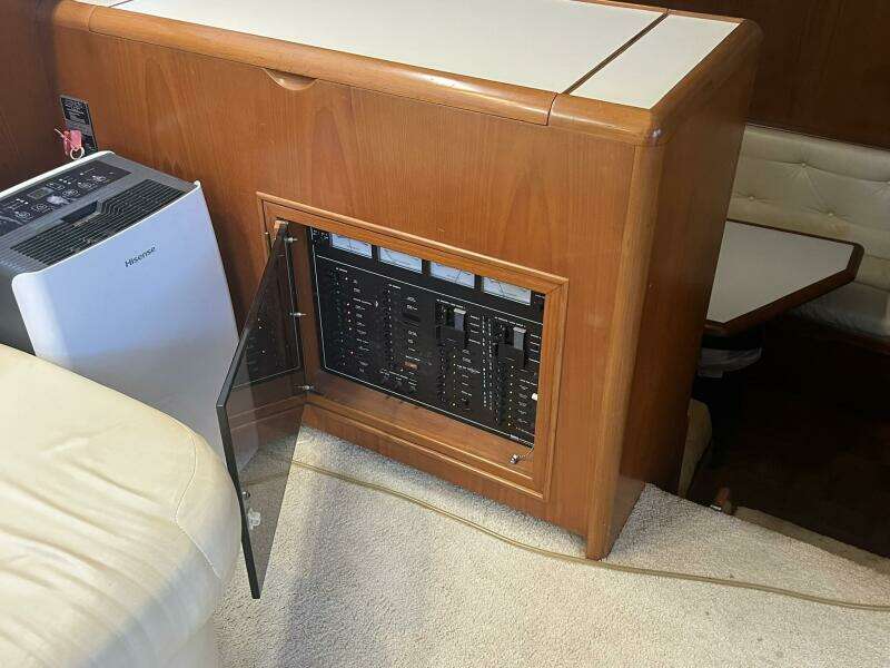 1990 Pace 42 Motor Yacht