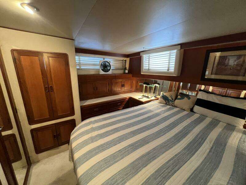 1990 Pace 42 Motor Yacht