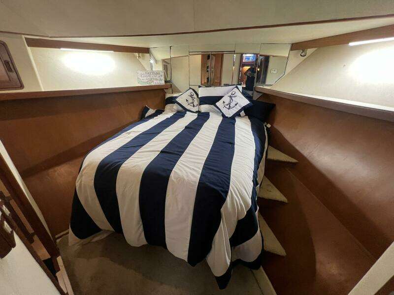 1990 Pace 42 Motor Yacht