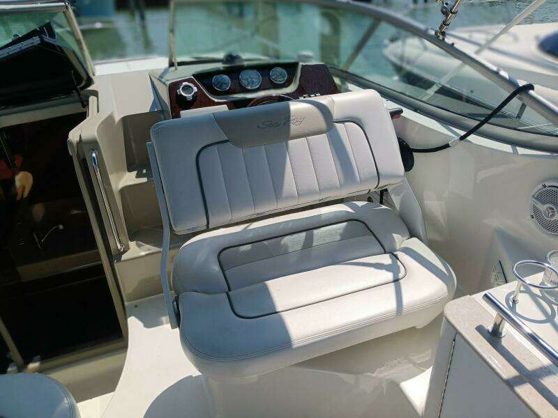 2010 Sea Ray 260 Sundancer