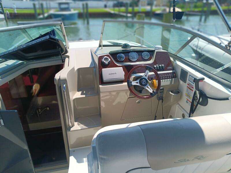 2010 Sea Ray 260 Sundancer