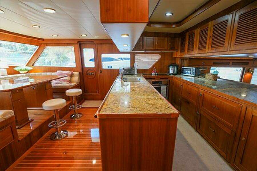 2015 Marlow Explorer 80E-CB