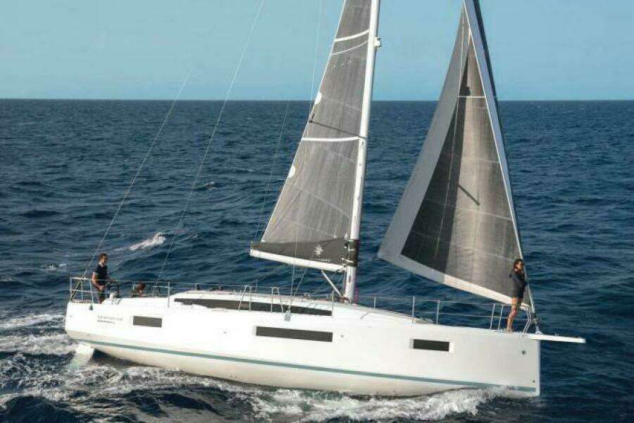 2020 Sun Odyssey 410