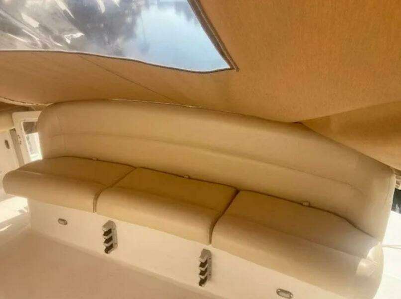 2000 Tiara Yachts 3500 Express