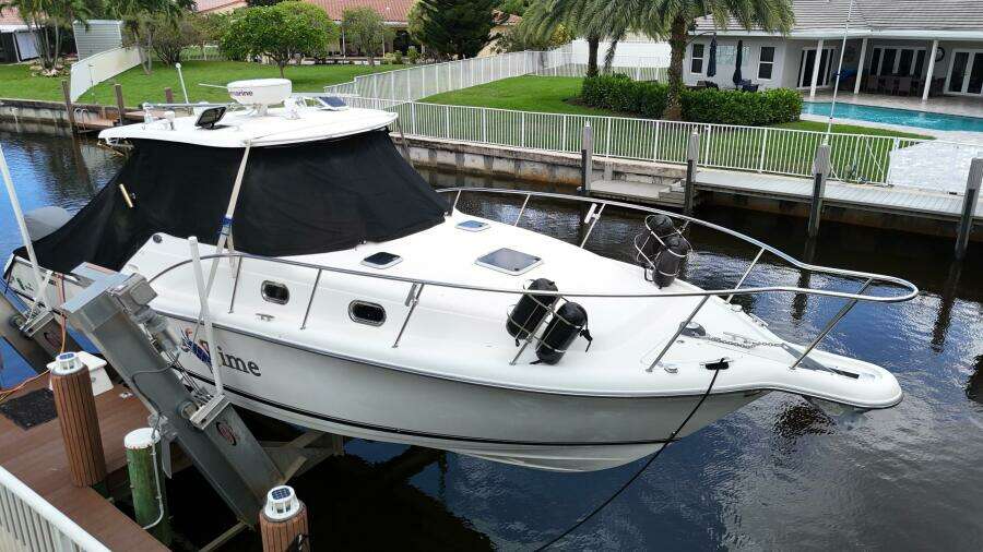 2007 Pursuit 335 Offshore