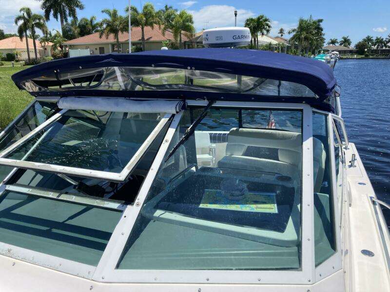 2000 Tiara Yachts 3100 Open