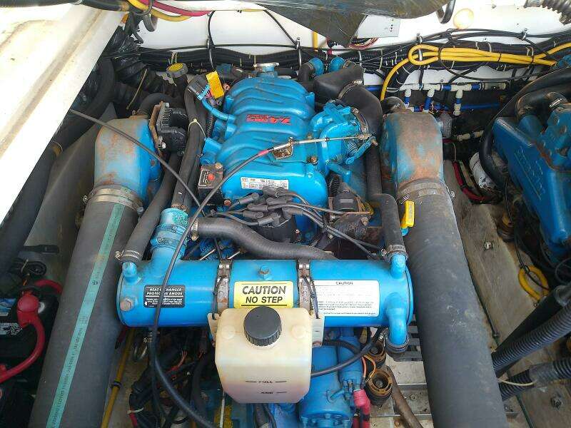 2000 Tiara Yachts 3100 Open