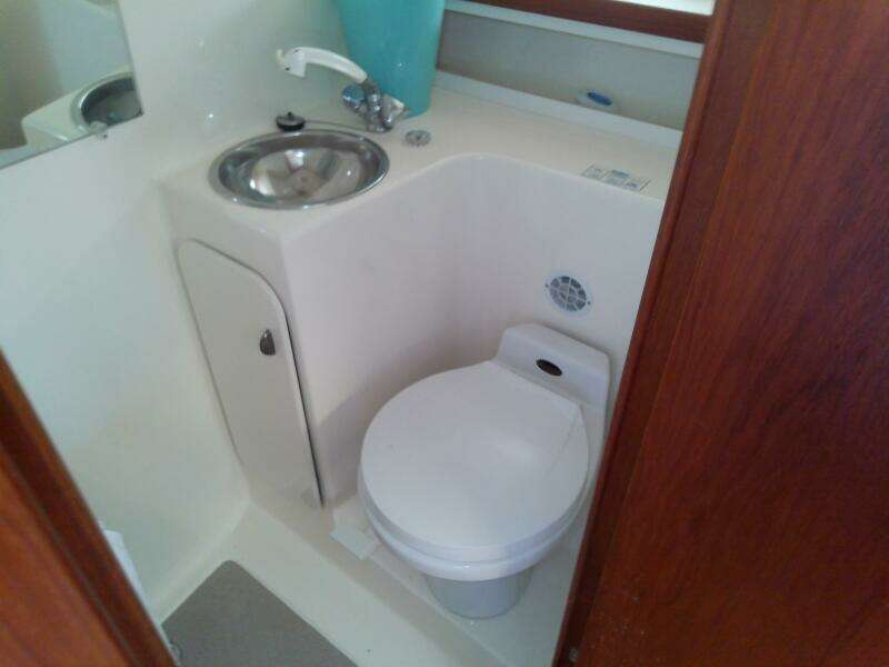 2000 Tiara Yachts 3100 Open