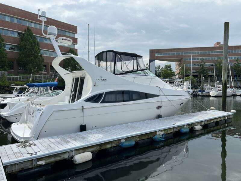 2004 Carver Mariner