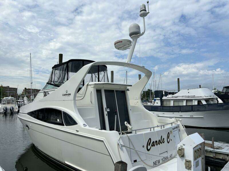2004 Carver Mariner