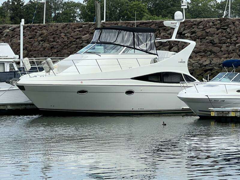 2004 Carver Mariner