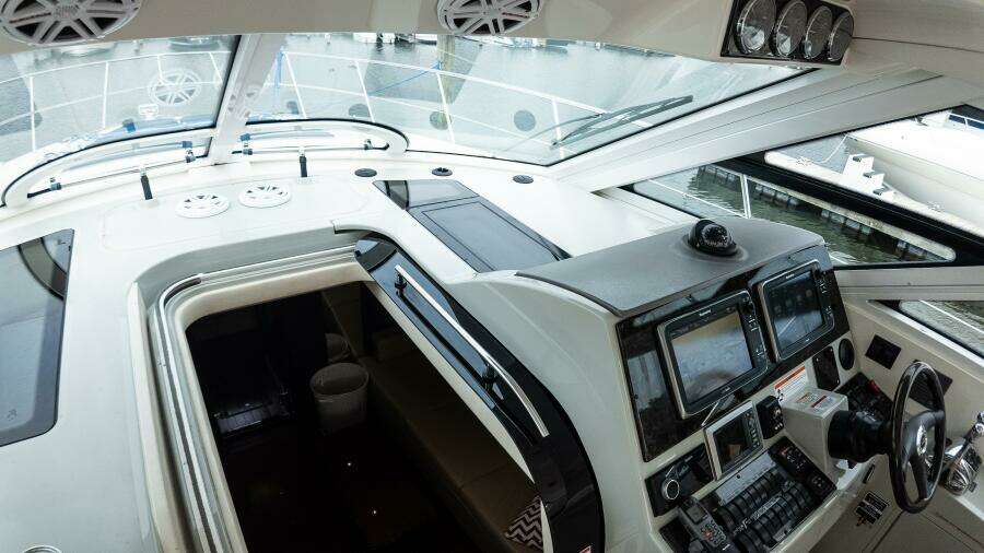 2009 Sea Ray 470 Sundancer