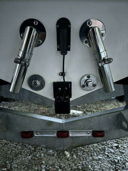 2002 Cigarette Top Gun