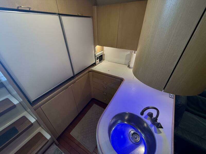 1991 Tiara Yachts 43 Open