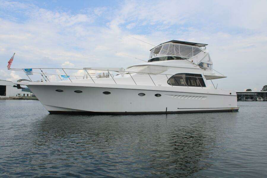 50 ft Ocean Alexander - Port Side View