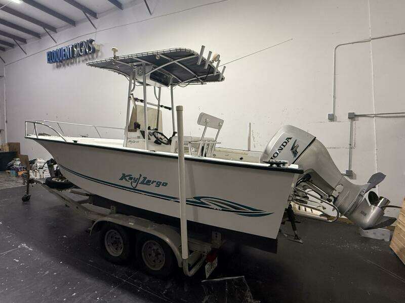 2002 Key Largo 2100 CC