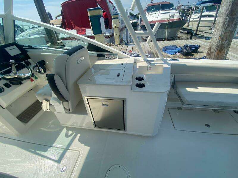2022 Sailfish 276 Dual Console