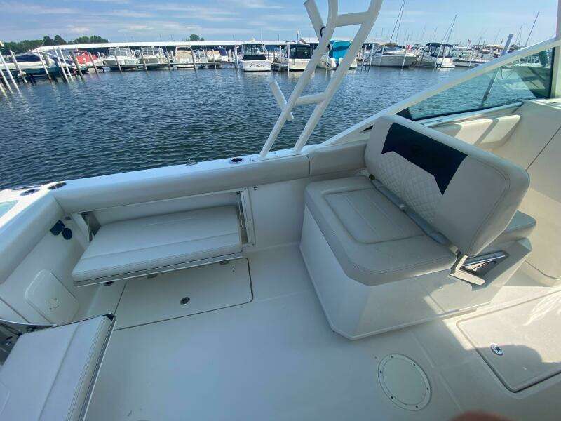 2022 Sailfish 276 Dual Console
