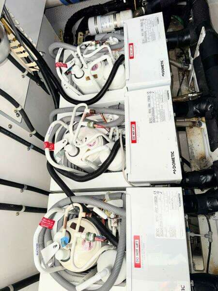 2005 Neptunus 62 Flybridge