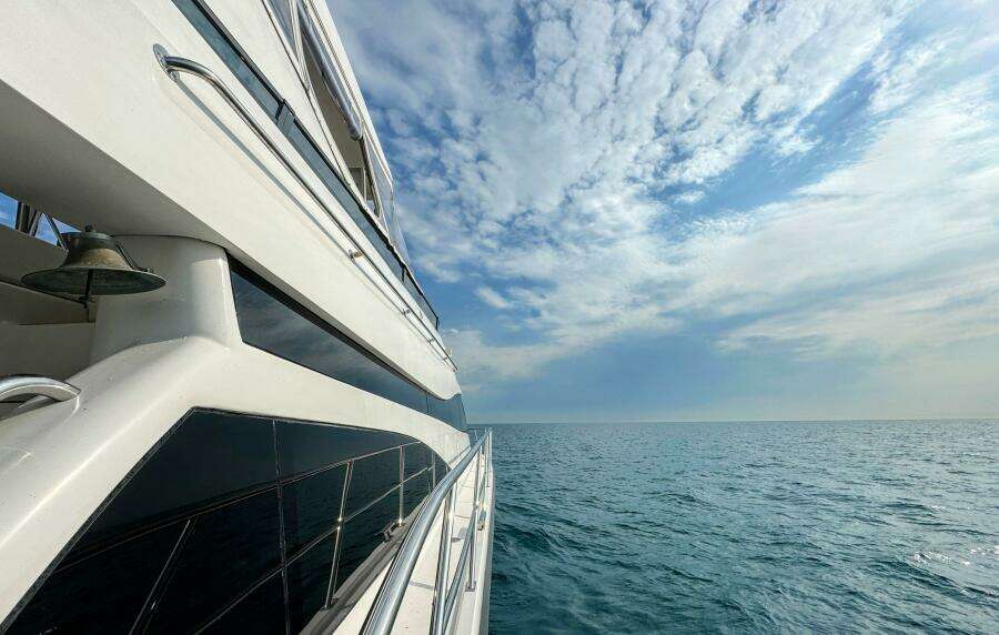 2005 Neptunus 62 Flybridge