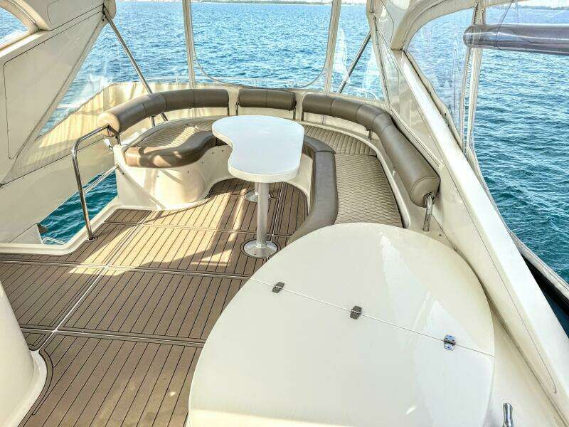 2005 Neptunus 62 Flybridge