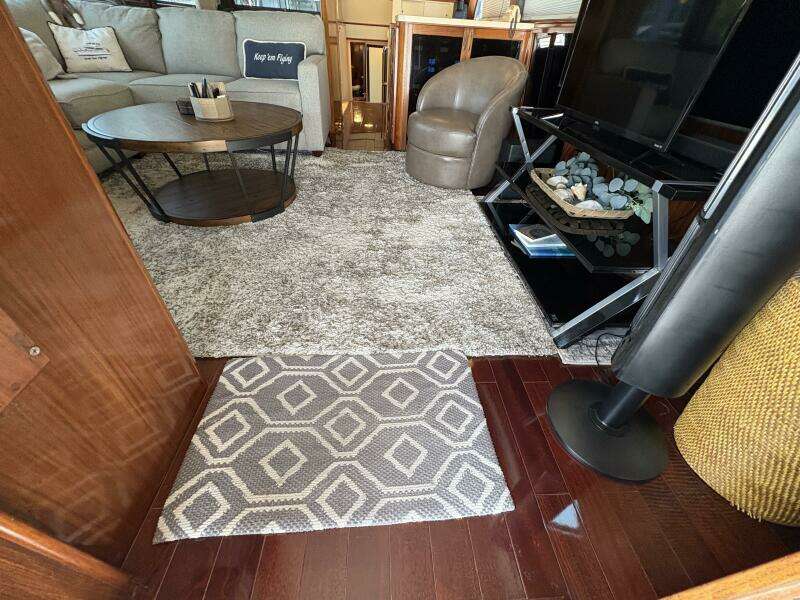 1985 Hatteras 60 Enclosed Bridge